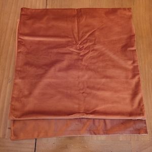 Nwot Mixhug Cozy Throw Pillow Cases Covers